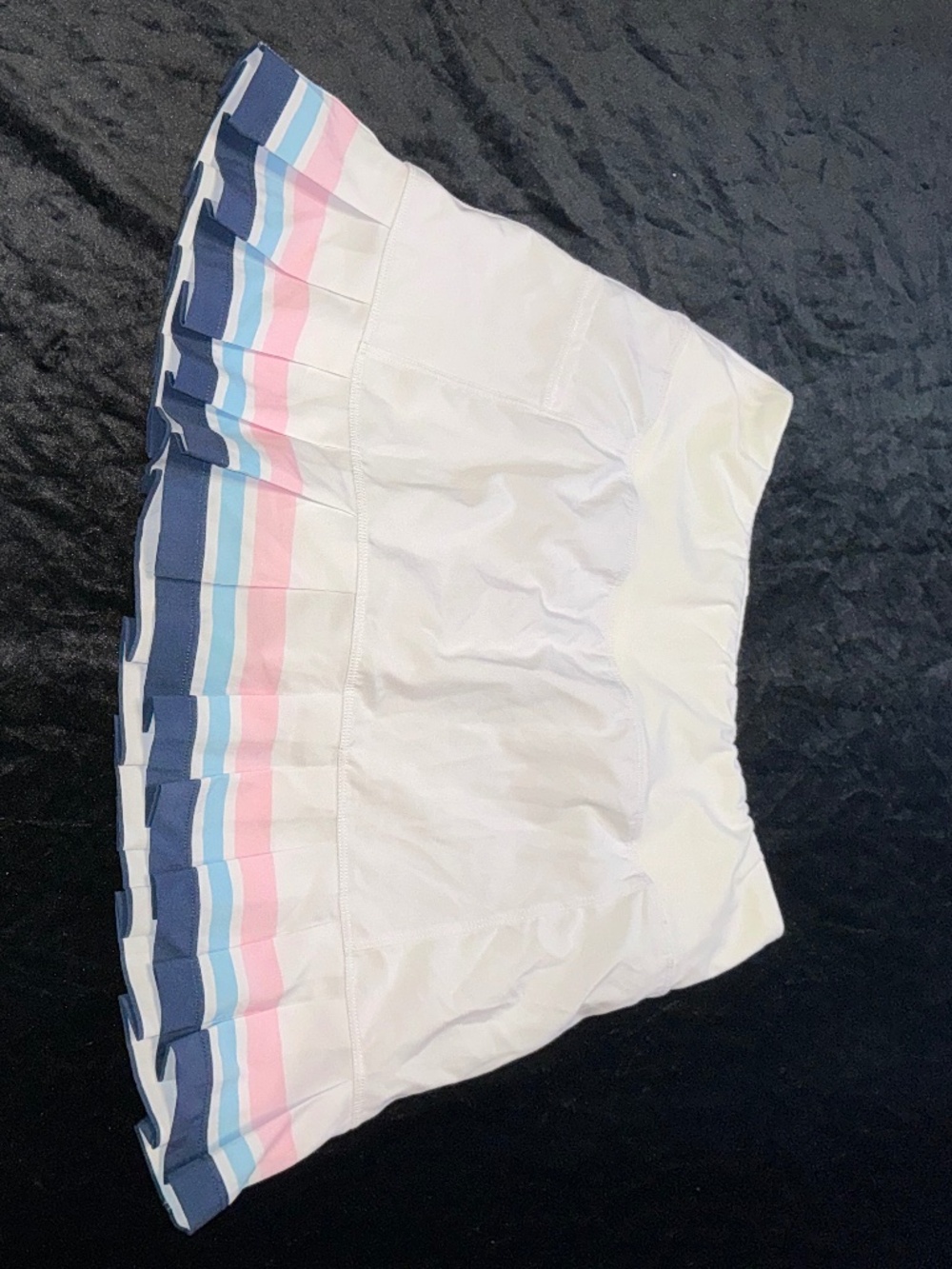 Addison Bay, S, White & Blue & pink